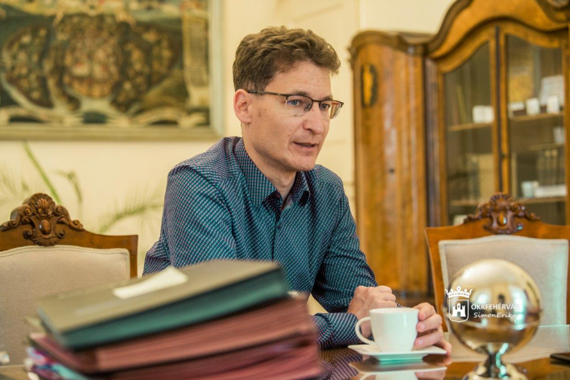 Veszélyhelyzet után – interjú dr. Cser-Palkovics András polgármesterrel